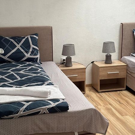 Apartment La Casa ปลูชิเน ภายนอก รูปภาพ