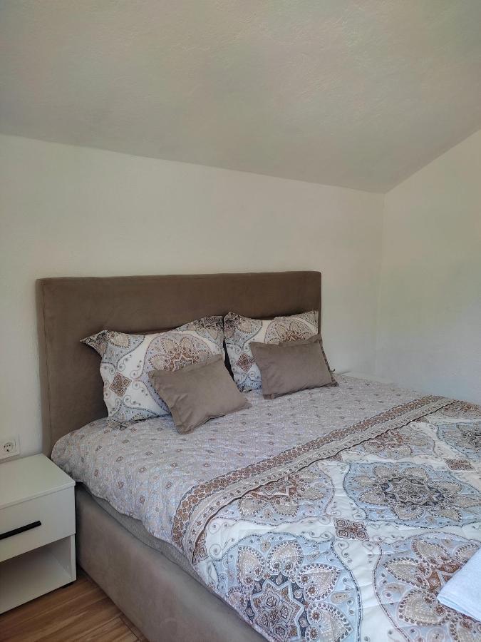 Apartment La Casa ปลูชิเน ภายนอก รูปภาพ