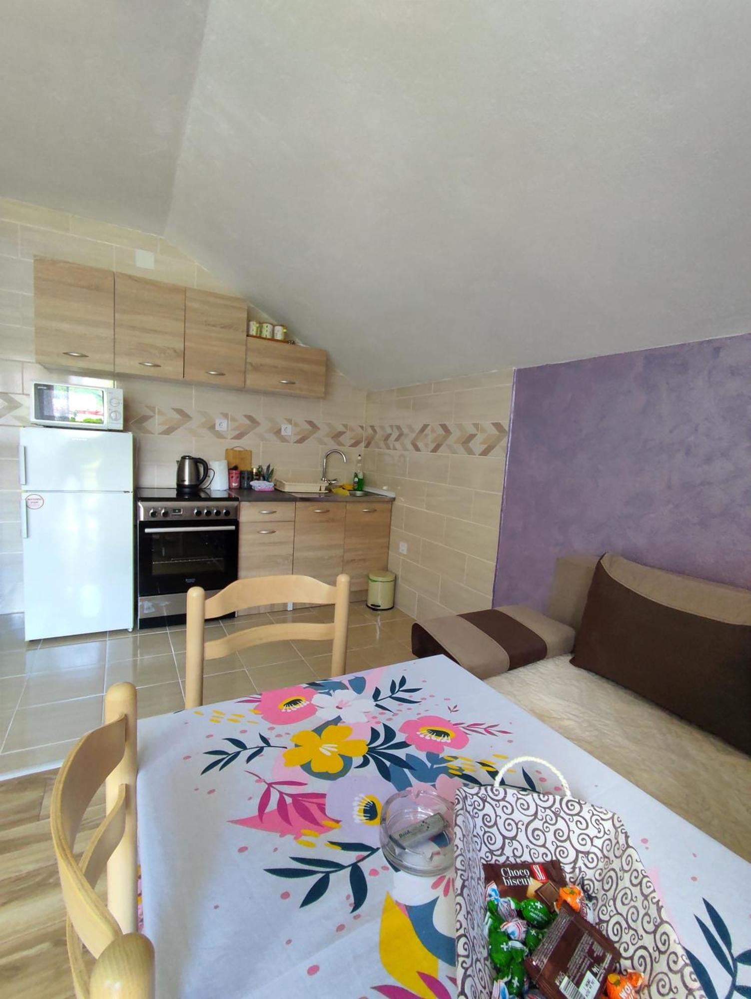 Apartment La Casa ปลูชิเน ภายนอก รูปภาพ