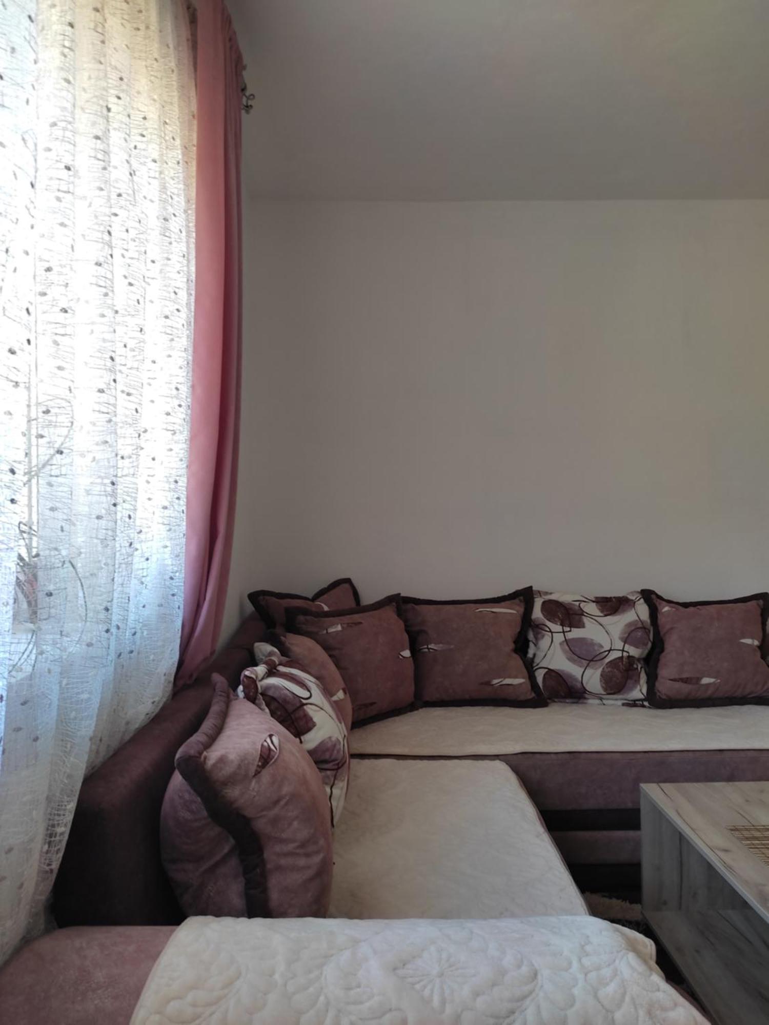 Apartment La Casa ปลูชิเน ภายนอก รูปภาพ